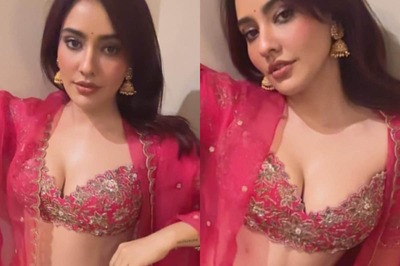 Sexy! Neha Sharma Flaunts Ample Cleavage In An Embroidered Blouse; See Hot Photos