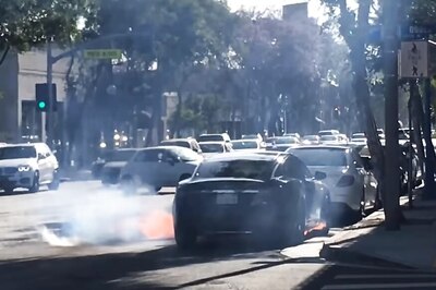 Tesla Model S of Hollywood Director Catches Fire in Traffic [Video]