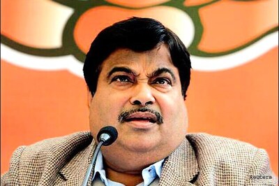 Sonia should lodge case if info in CD on Vadra is false, says Nitin Gadkari