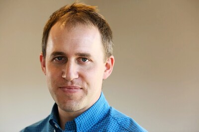 Twitter Names Former Facebook Technology Chief to Its Board