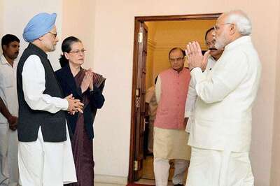 Centre, Congress to discuss contentious issues in GST bill