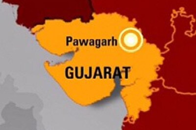 11 killed in stampede at Mahakali temple, Gujarat.