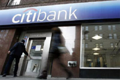 Analysis: World in recession, worldwide job cuts