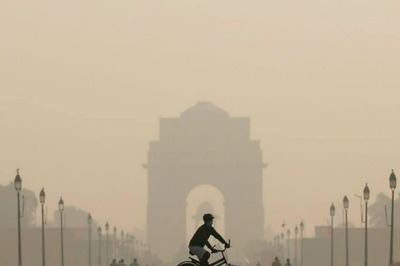 Onset of Winter Shoots Up AQI in Delhi, Bengaluru; Air Quality Nears 'Very Poor' Category in Mumbai