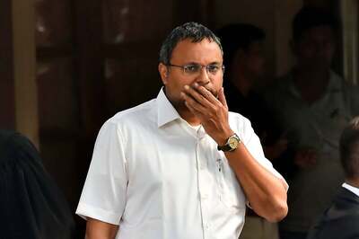Karti Chidambaram Asks Parliamentary Panel Led by Shashi Tharoor to Take Up TRP Scam Issue