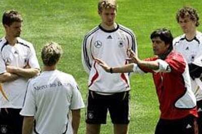 Germany beat Colombia in final warm-up