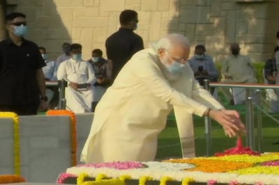Gandhi Jayanti 2020: PM Modi Pays Tributes to the Mahatma