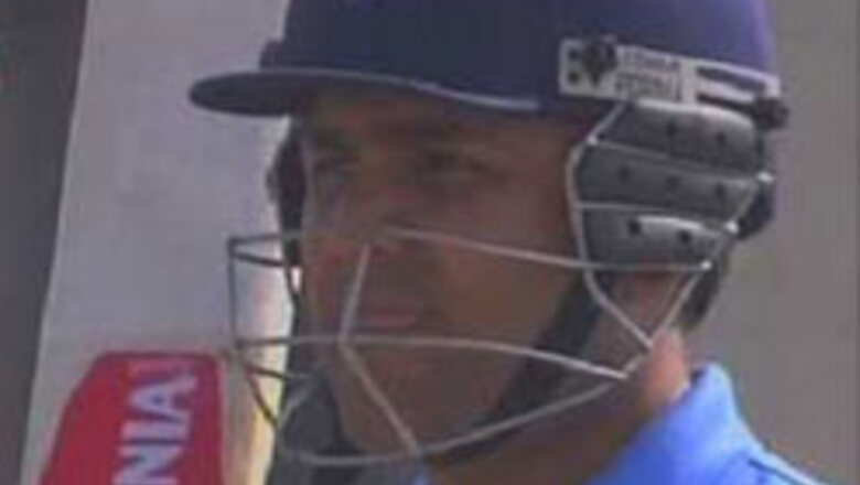 Delhi dazzler Sehwag becomes father
