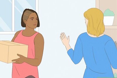 What Does it Mean When Someone Gives You a Tight-Lipped Smile?