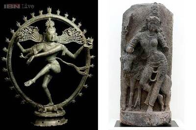 Australia returns two stolen ancient, priceless idols to India