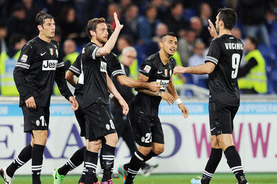 Juventus beat Lazio 2-0 to move 11 points clear