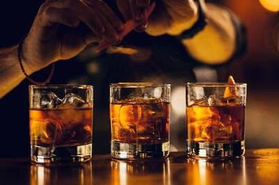 Following Objections, Karnataka to Continue with 21 Years as Minimum Age to Buy Liquor