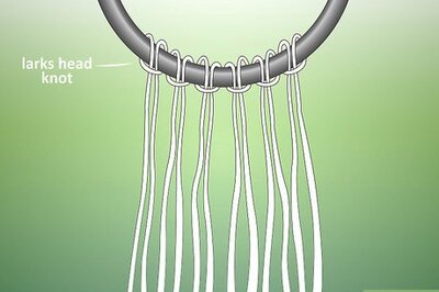 How to Make a Clew Knot