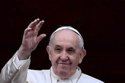 Pope Francis Says He 'Understands' Governments that Buy Arms in War-wracked World