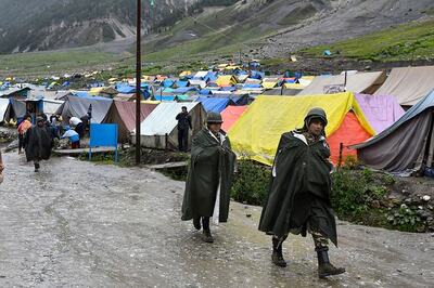 Top Police, CRPF Officers Review Security Arrangements for Amarnath Yatra