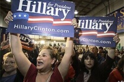 Hillary leads Obama after Super Tuesday | What next in US polls