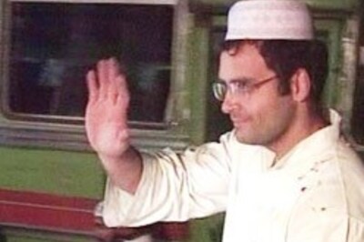 EC pulls off Rahul posters in UP town