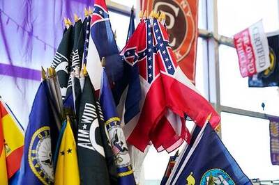 Mississippi Approves Flag With Magnolia, ‘In God We Trust’