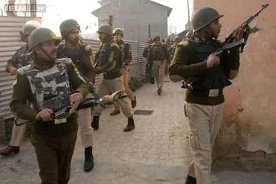J&K: Terrorists kill 2 CRPF men, injure 9; hostage situation over