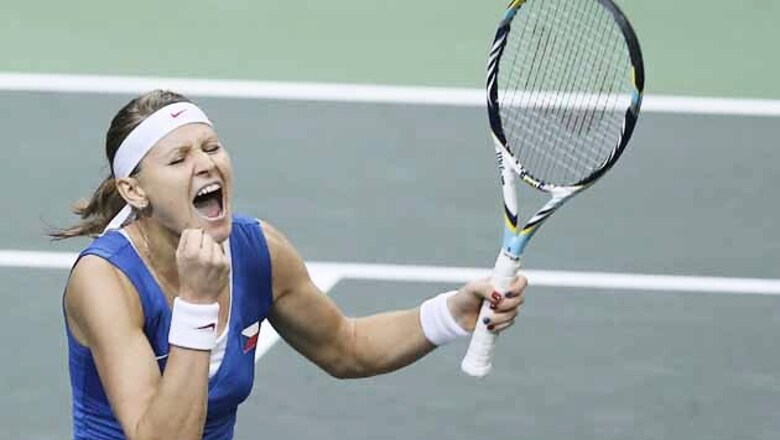 Czech lead Serbia 1-0 in Fed Cup final