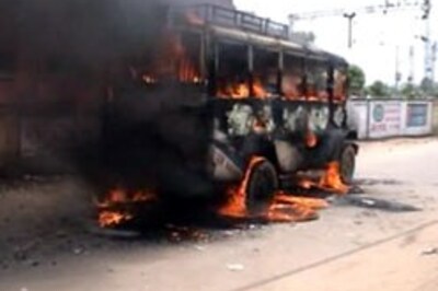 Private bus runs over two children in Patna