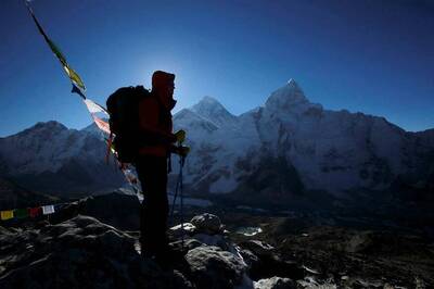 Caught in a Crowd During Mount Everest's Descent, Three Indians Climbers Die of Exhaustion
