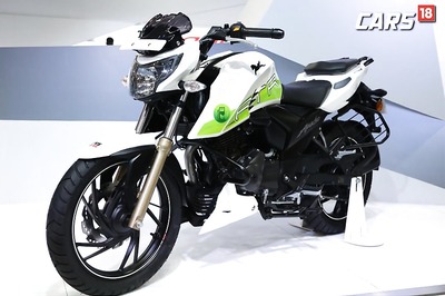 TVS Apache 200 FI Ethanol First Look Video at Auto Expo 2018
