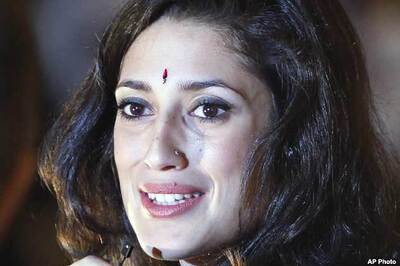 Fatima Bhutto to contest Pak general election: Mother