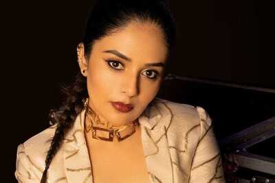 Sreemukhi's Elegant Golden Blazer Look Is Now The Talk Of The Town