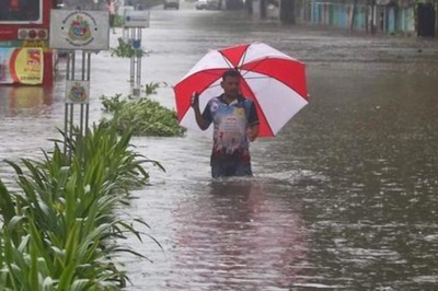 No Rain Retreat Yet: Heavy Spells in Odisha, West Bengal, UP to keep Monsoon Active till Oct 13