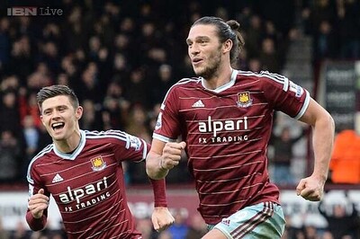 Andy Carroll brace gives West Ham 3-1 win over Swansea in EPL