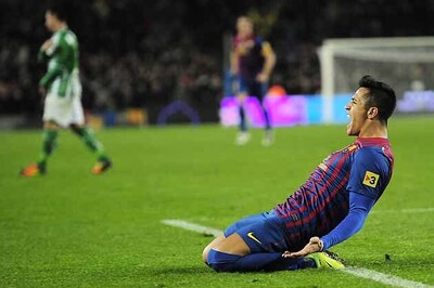 Barcelona beat 10-man Real Betis 4-2