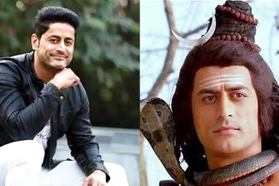 Mohit Raina Recalls When An Elderly Fan Touched His Feet: 'She Said I Was A Medium To Connect With God'