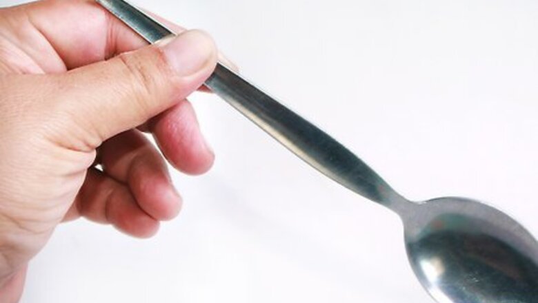 How to Stir a Beverage Noiselessly