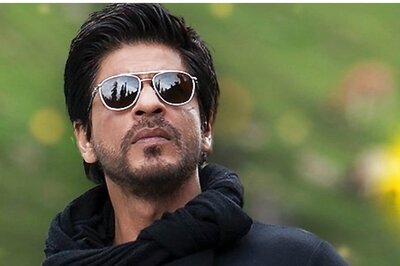 Shah Rukh Khan To Head To Spain In March With Deepika Padukone, John Abraham For Pathan: Report