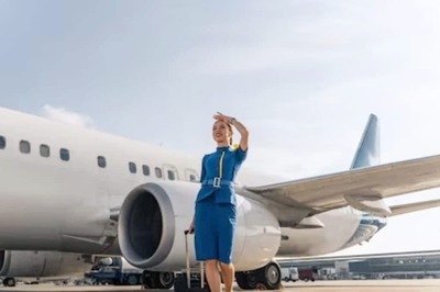 Here's Why Air Hostesses Wear High Heels