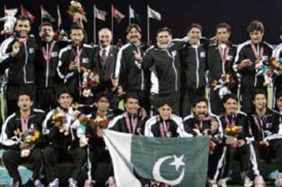 Pakistan stops hockey team travelling to India