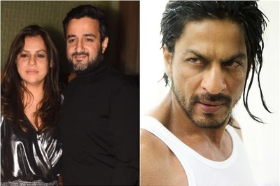 Siddharth Anand Confirms Shah Rukh Khan Starrer 'Pathan' at Deepika Padukone's Birthday Bash? Watch Video