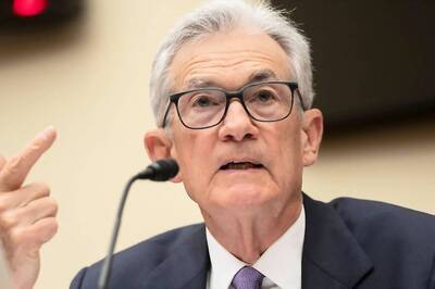 Federal Reserve Keeps Interest Rate Unchanged, Hints At Three Cuts This Year