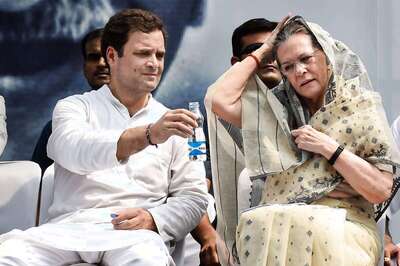 Modi Govt's Strategy to Let Talks With Farmers Linger On, Says Congress