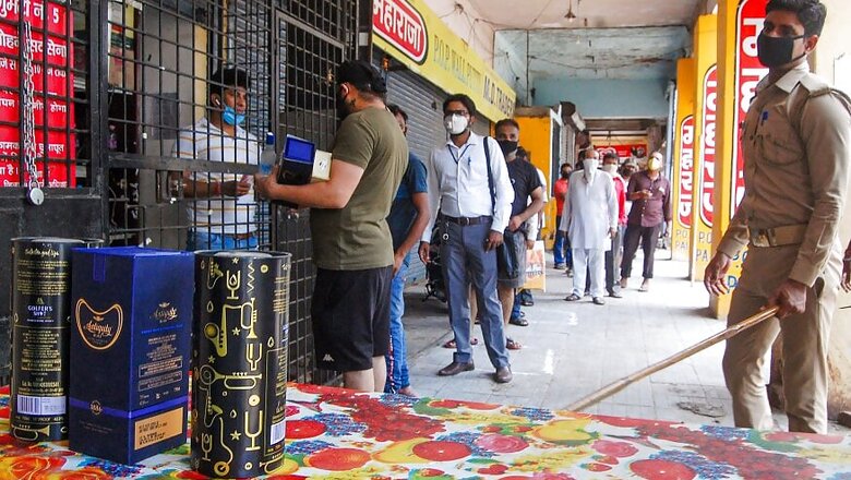 Liquor Outlets in West Bengal Down Shutters after Running Out of Stock amid Covid-19 Lockdown