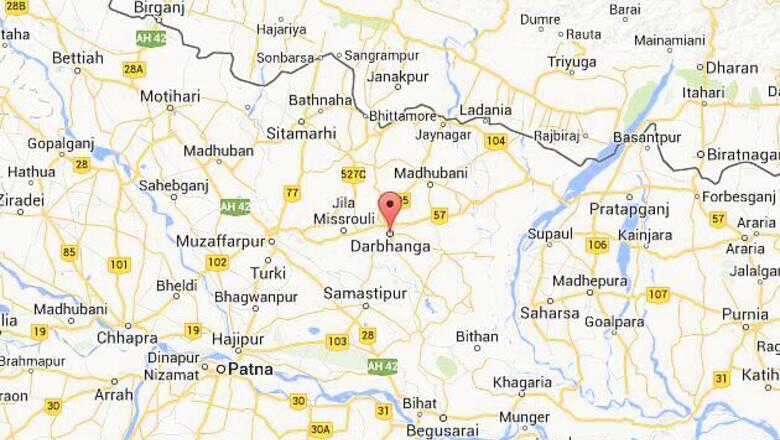 District officials confined by JD(U) workers for non-allotment of shops to fishermen