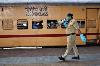 Railways Lost 700 Frontline Workers to Covid-19 from Among 30,000 Infected in Last 9 Months