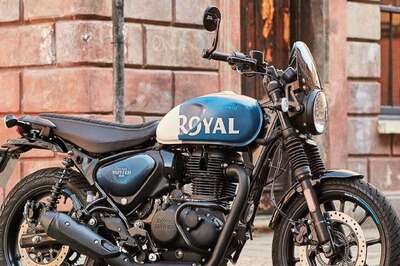 Royal Enfield Hunter 350 Cross 1 Lakh Sales Milestone in Just 6 Months, Details Here