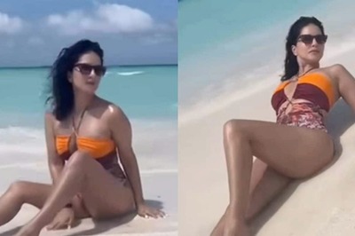 Sexy! Sunny Leone Goes Bold As She Poses On Beach In Plunging Swimsuit, Hot Video Goes Viral; Watch