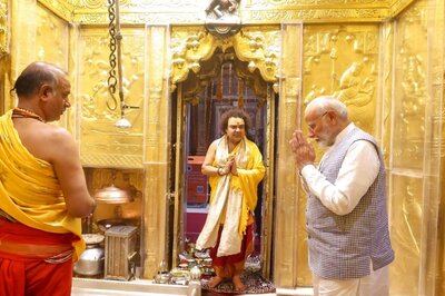 Varanasi Visit: PM Modi Offers Prayers At Kashi Vishwanath Temple