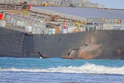 Japan to send team of ministry officials, specialists to assist in oil spill