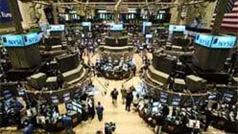 Wall Street's two-week volatile run ends quietly