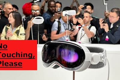 Why Apple CEO Tim Cook Did Not Wear The Vision Pro ‘Headset’ At WWDC 2023?