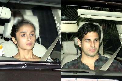 Snapshot: Alia Bhatt visits 'friend' Sidharth Malhotra's house